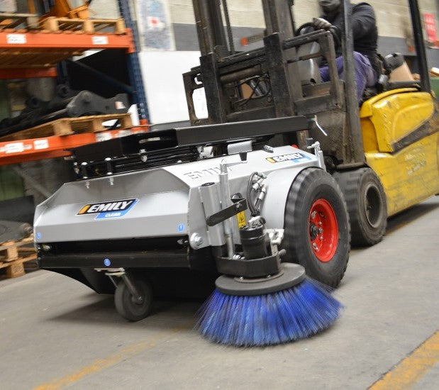 Indoor forklift sweeper collector Star’clean