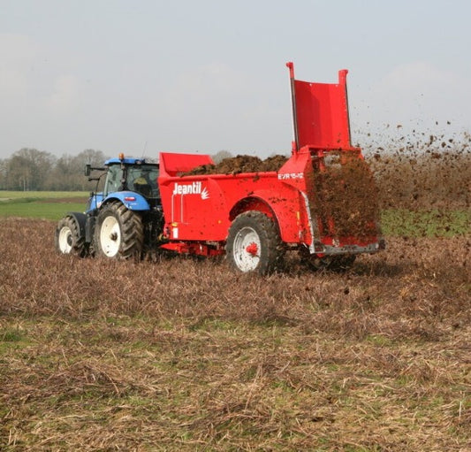 Manure spreaders